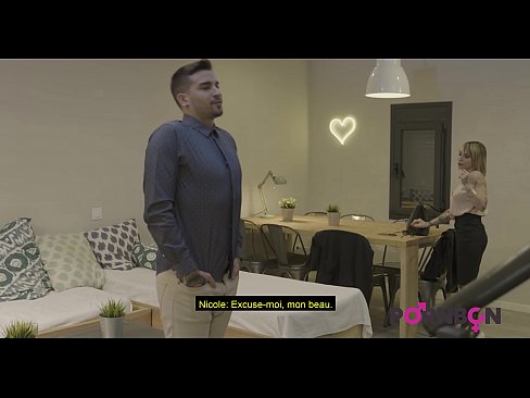 ❤️ PORNBCN 4K Uma mulher madura com mamas grandes quer ser um gigolô jovem fodido anal com um grande amortismo de broche de pinto duro estilo cão de foder, lambendo o orgasmo do cachorro legenda francesa ❤ Sexo vídeo em nós ﹏